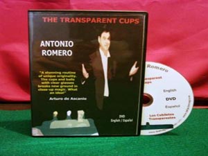 Los cubiletes transparentes de Antonio Romero en Magicus